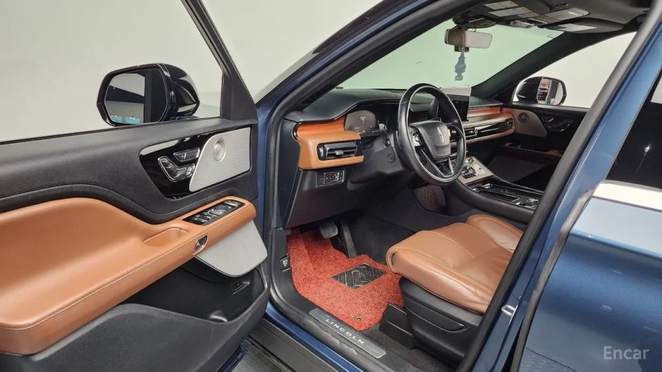 Lincoln Aviator