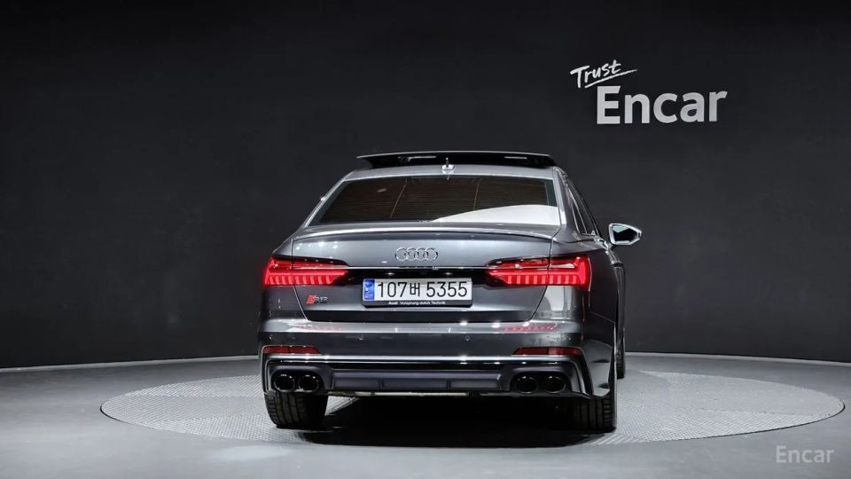 Audi S6