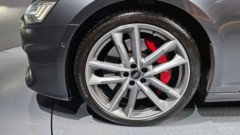 Audi S6