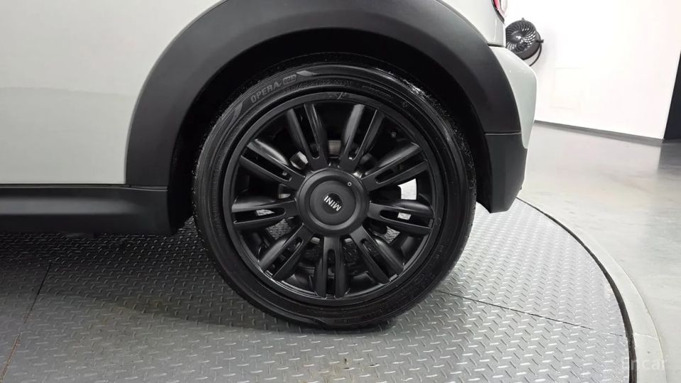 Mini coupe