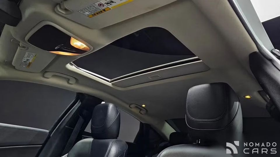 Chrysler 200