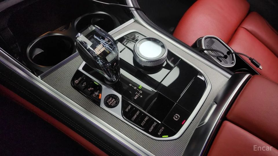 BMW 8-series