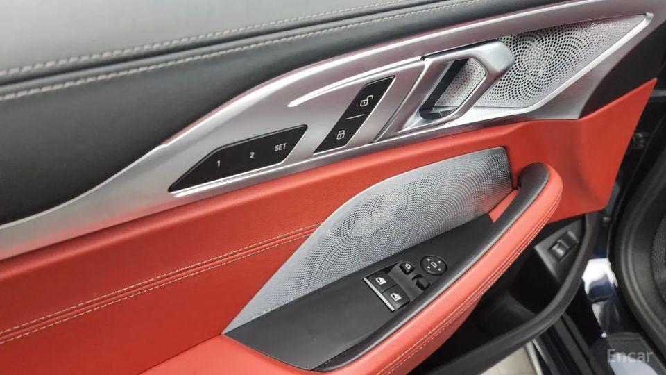 BMW 8-series