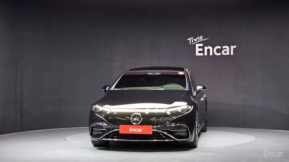 Mercedes-Benz EQS