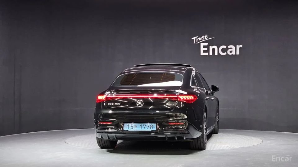 Mercedes-Benz EQS