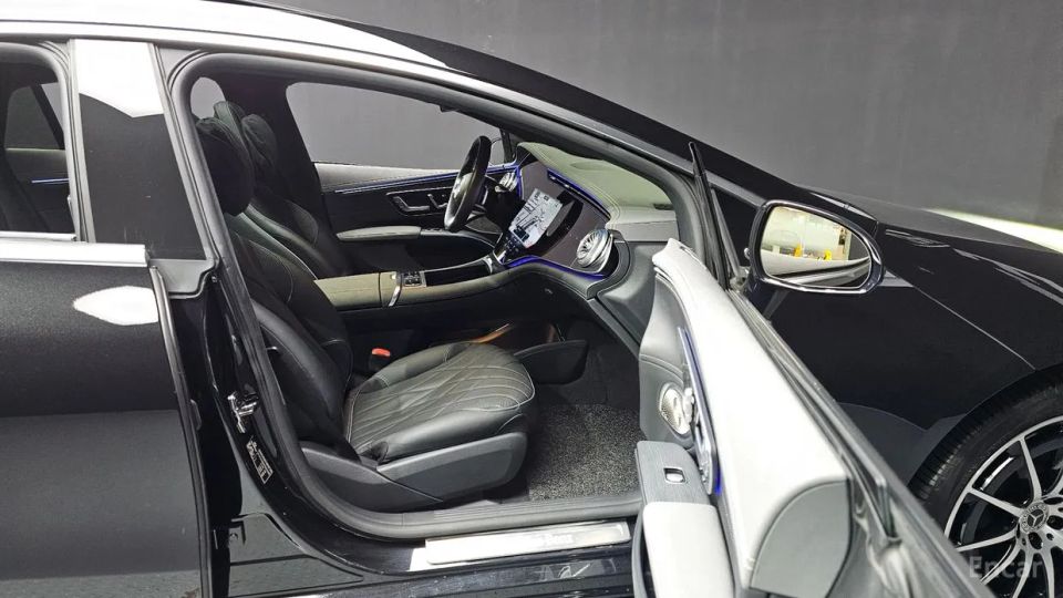 Mercedes-Benz EQS