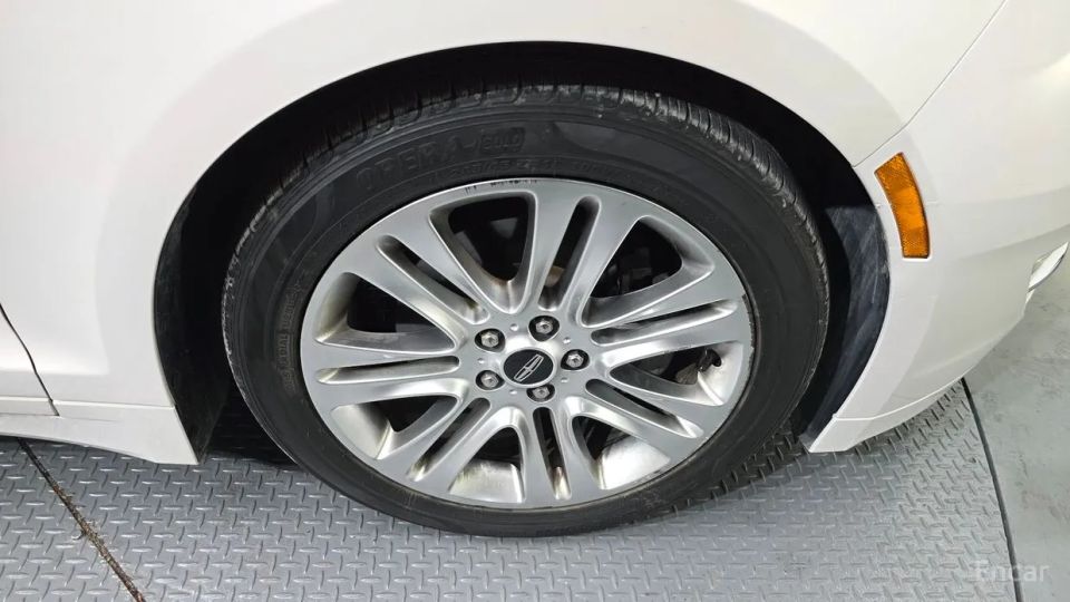 Lincoln MKZ