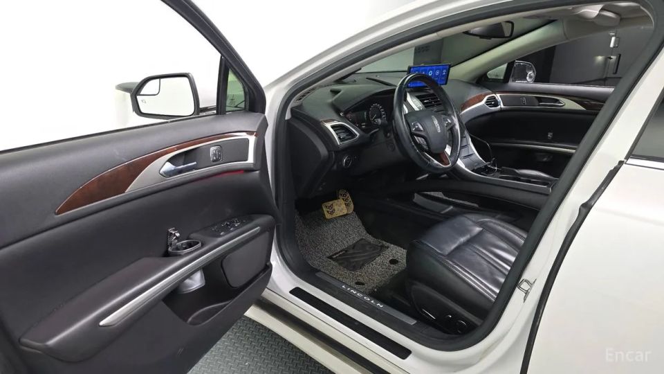 Lincoln MKZ