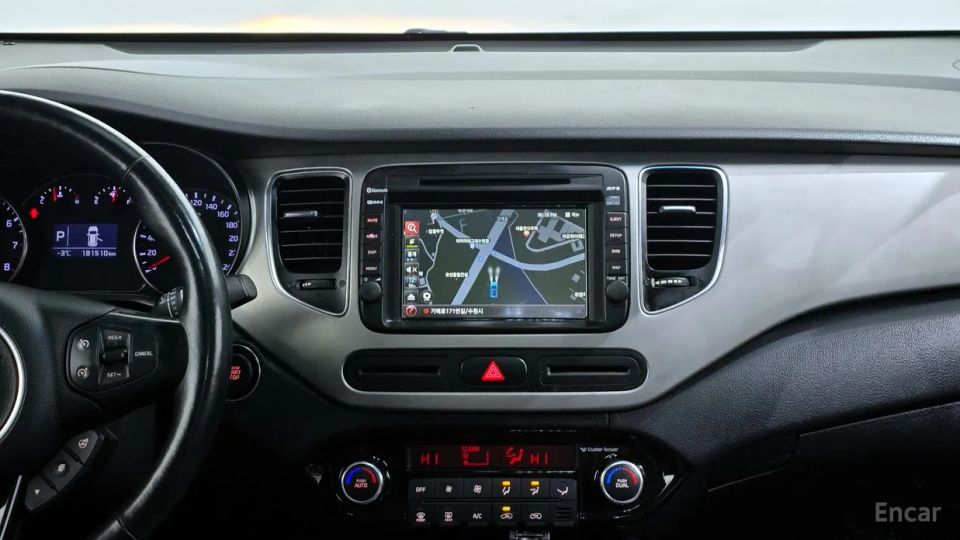 Kia Carens