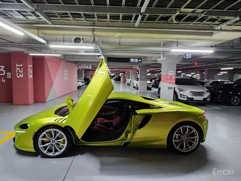 Mclaren Artura