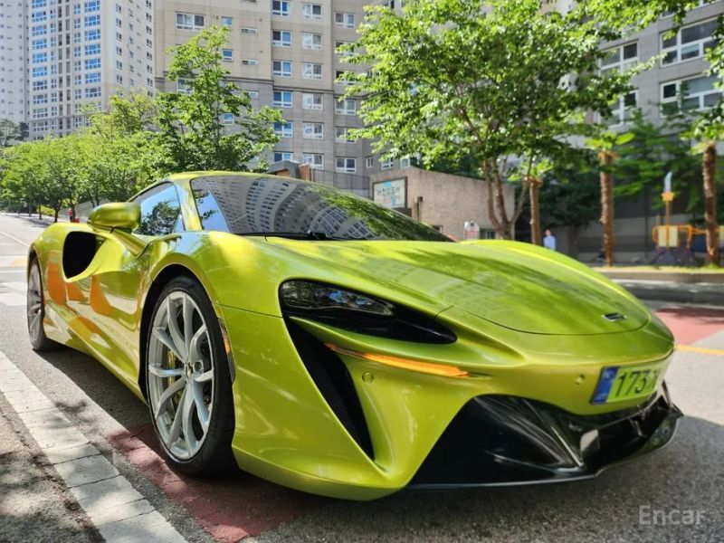 Mclaren Artura