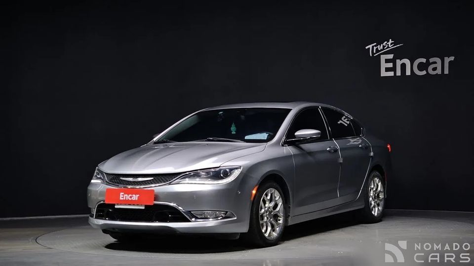 Chrysler 200