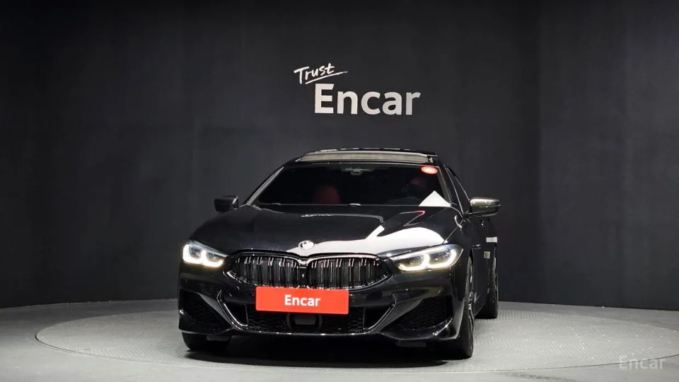 BMW 8-series