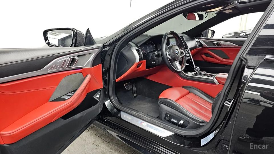 BMW 8-series