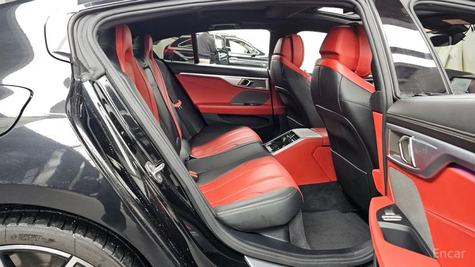 BMW 8-series