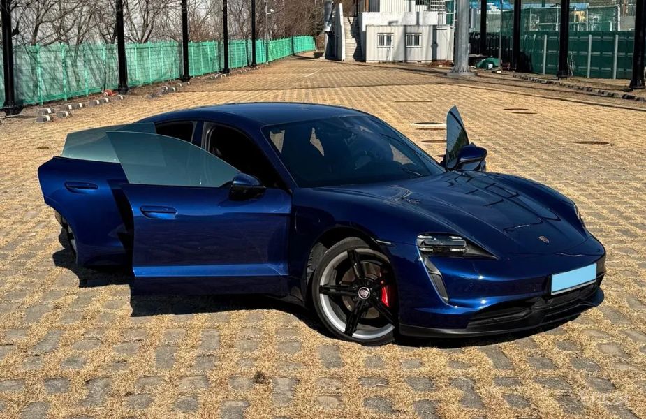 Porsche Taycan
