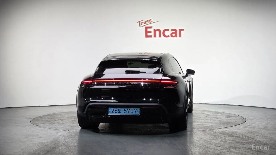 Porsche Taycan
