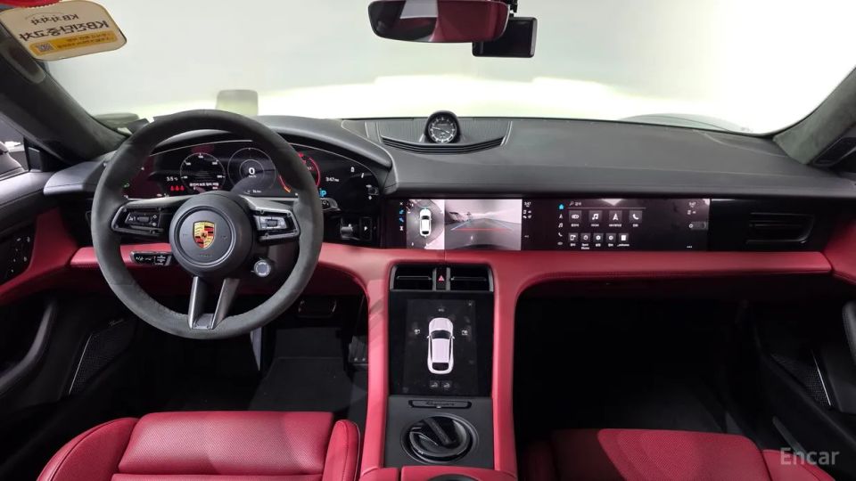 Porsche Taycan
