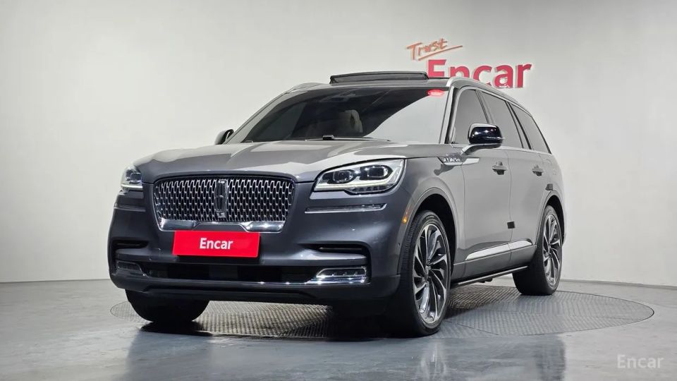 Lincoln Aviator