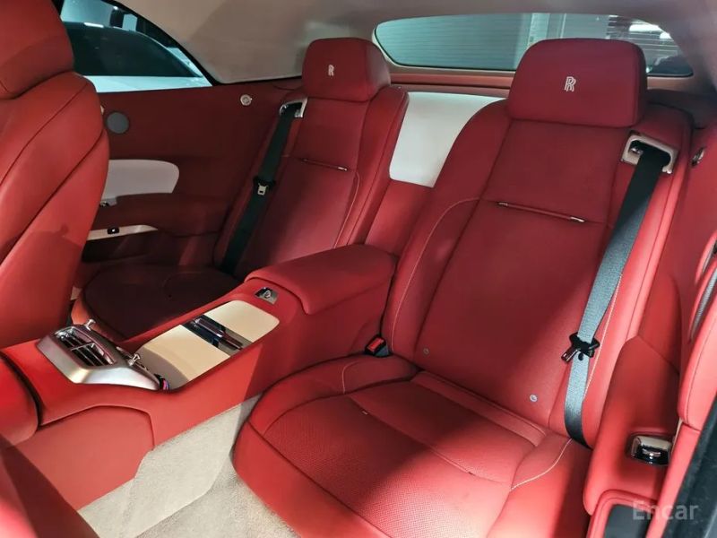 Rolls-Royce Dawn