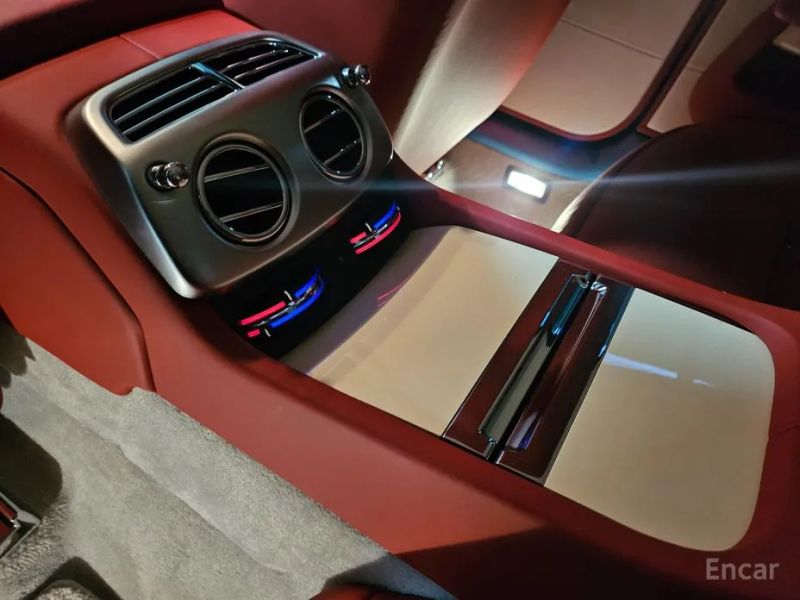 Rolls-Royce Dawn