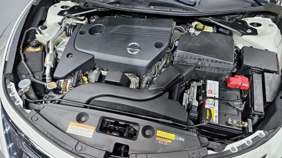 Nissan altima