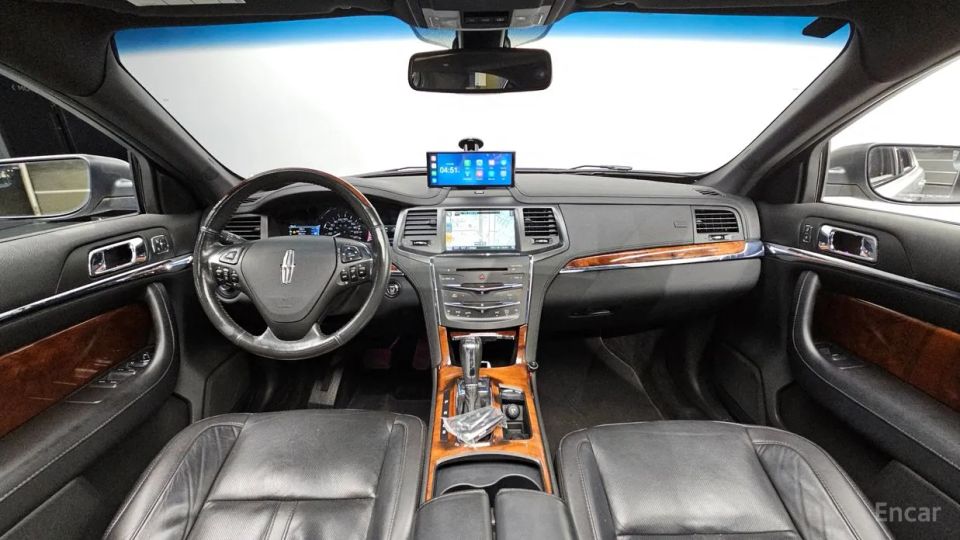 Lincoln MKS