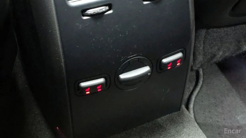 Lincoln MKS