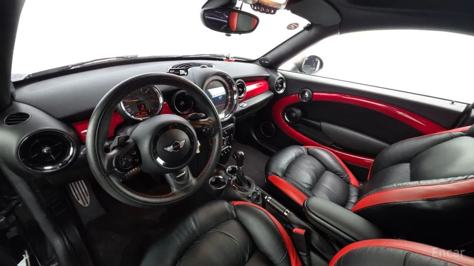 Mini coupe