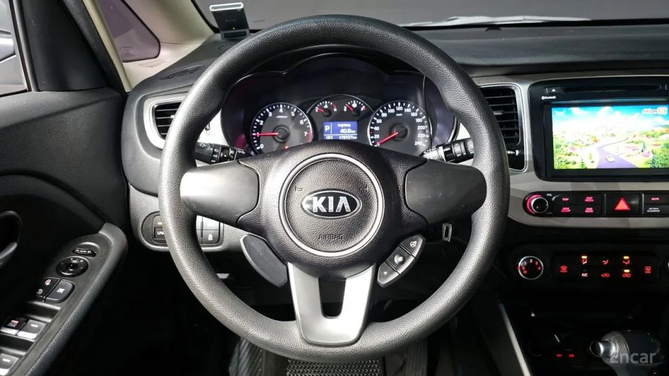 Kia Carens