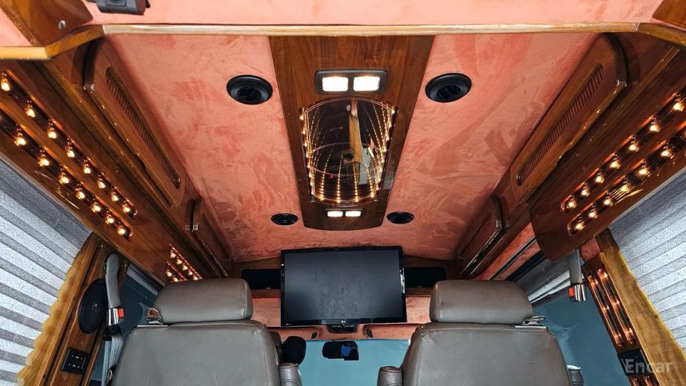 Chevrolet Astro Van