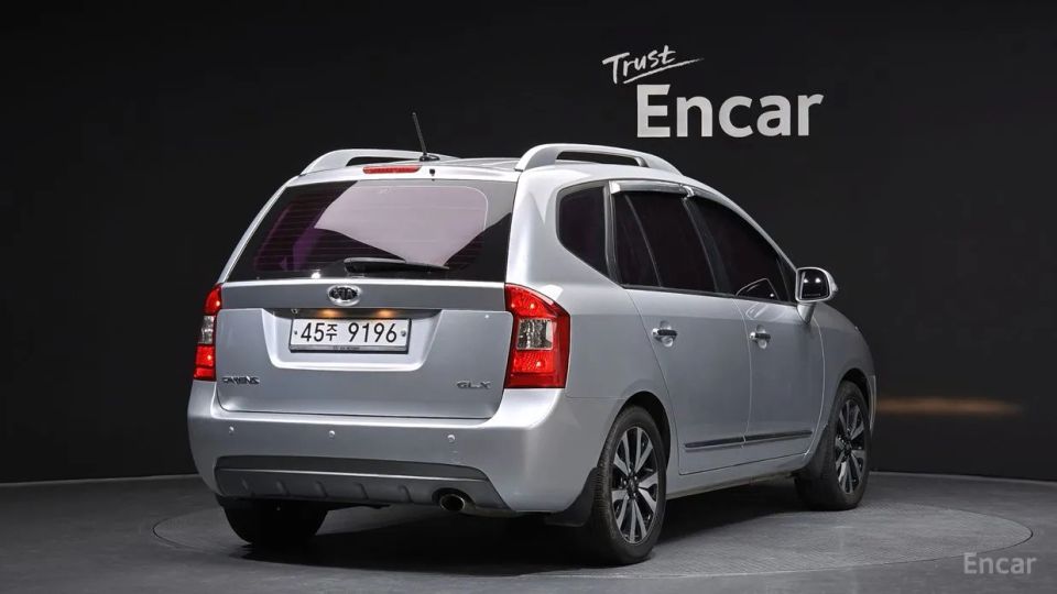 Kia Carens