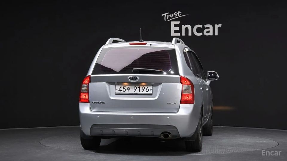 Kia Carens