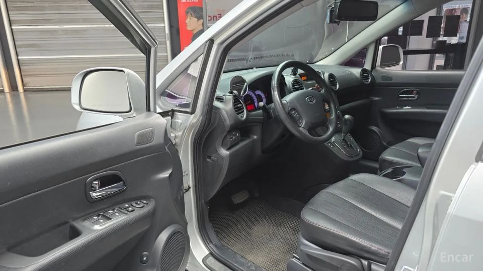 Kia Carens