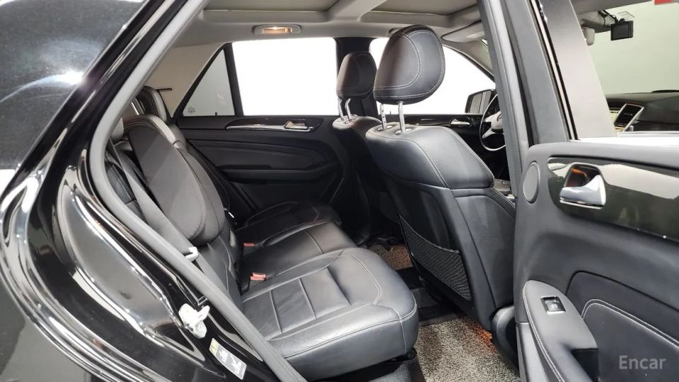 Mercedes-Benz M-class