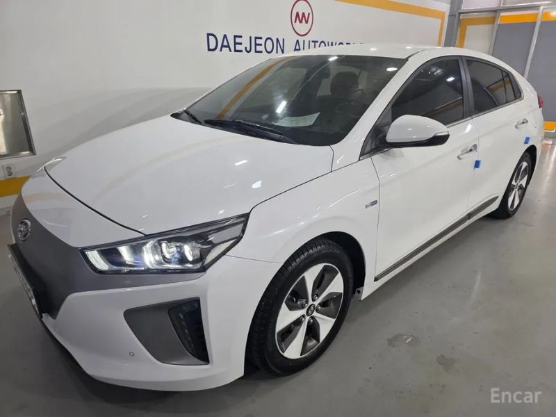 Hyundai Ioniq