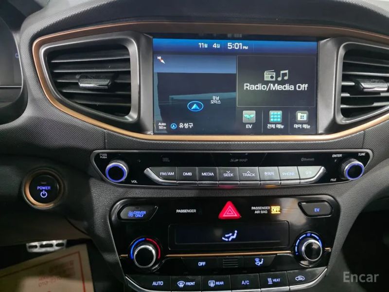 Hyundai Ioniq
