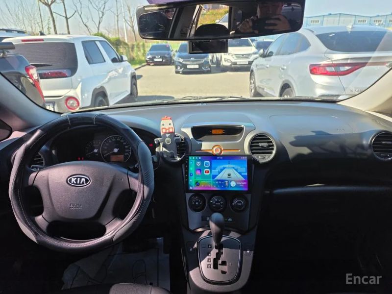 Kia Carens