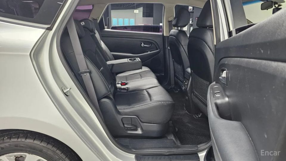 Kia Carens