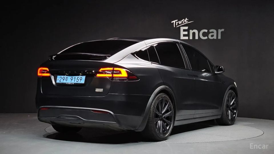 Tesla model-x