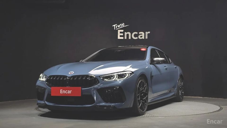 BMW M8