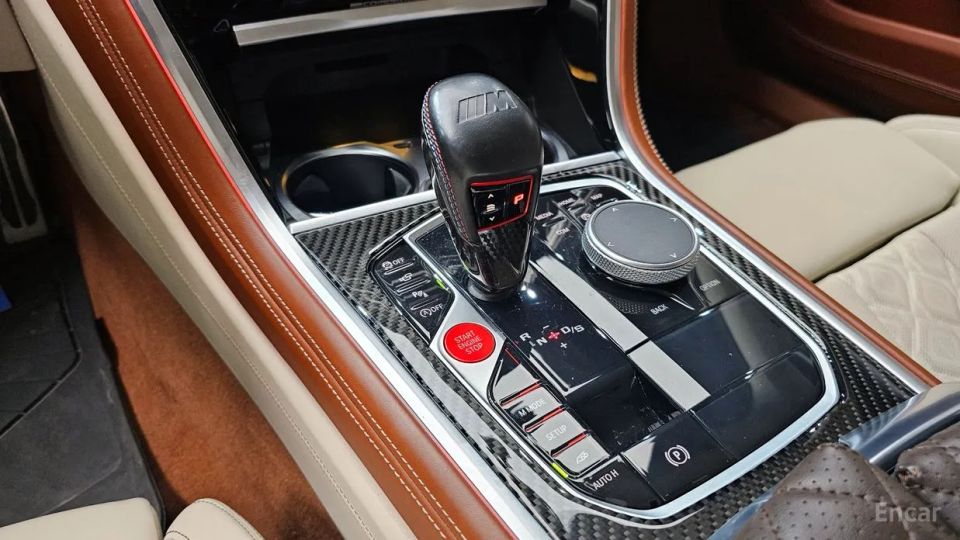 BMW M8