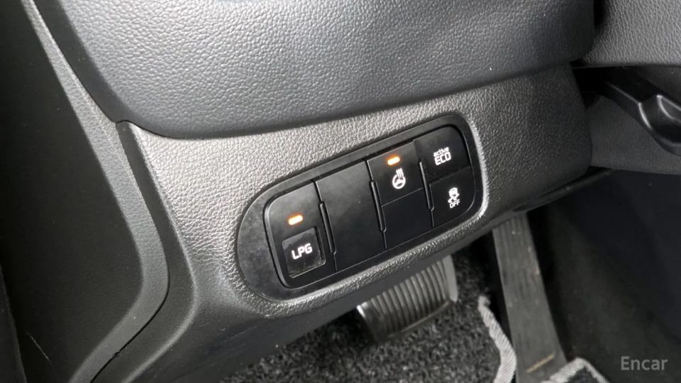 Kia Carens