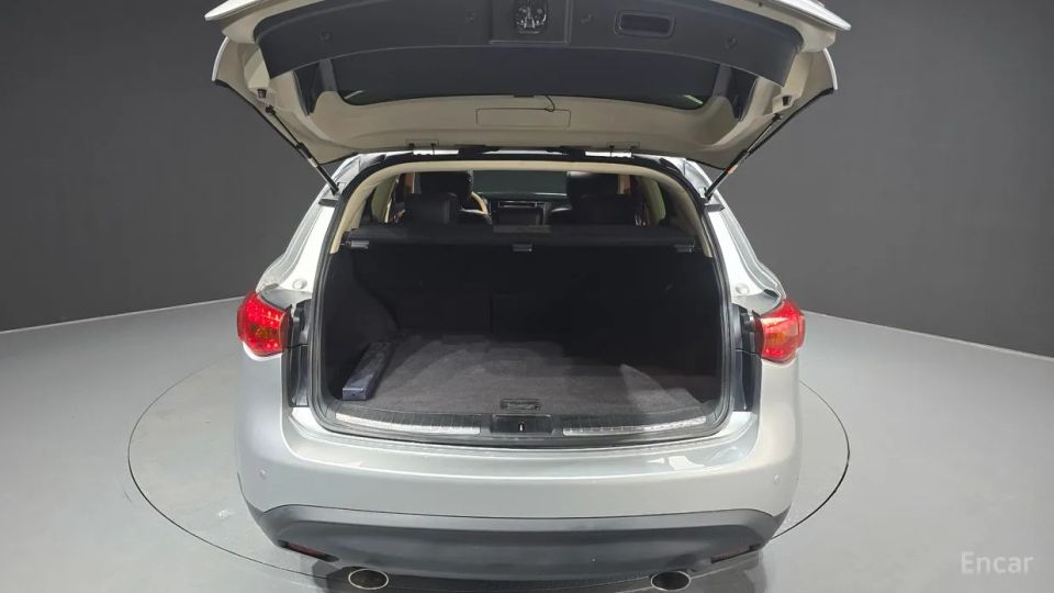 Infiniti FX