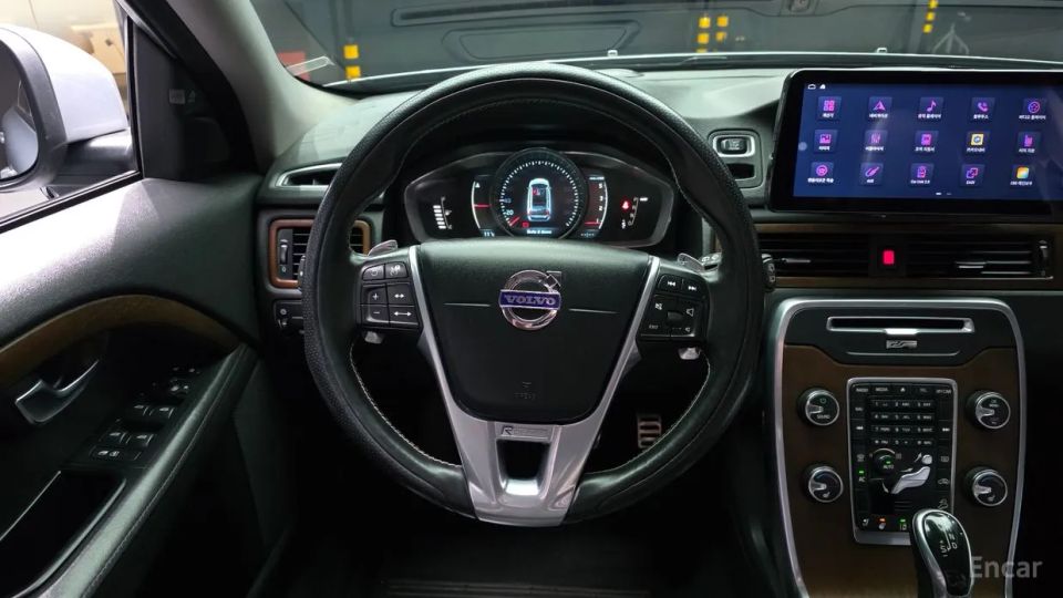 Volvo XC70