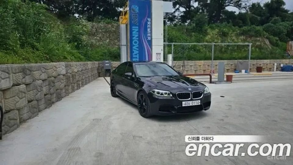 BMW M5
