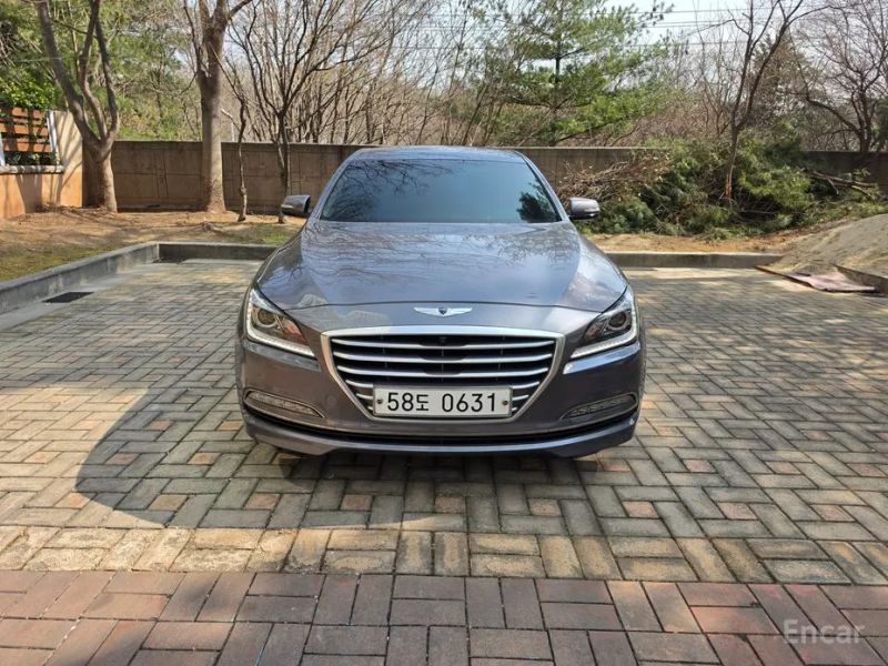 Hyundai Genesis