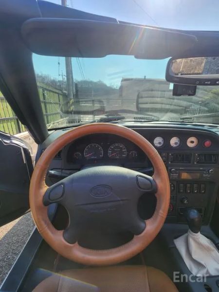 Kia Elan