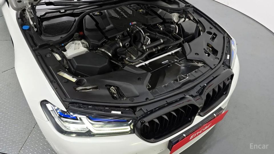 BMW M5