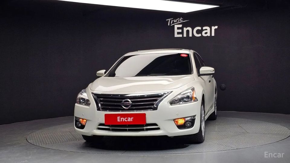 Nissan altima